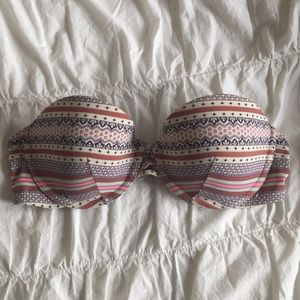 Strapless bikini top